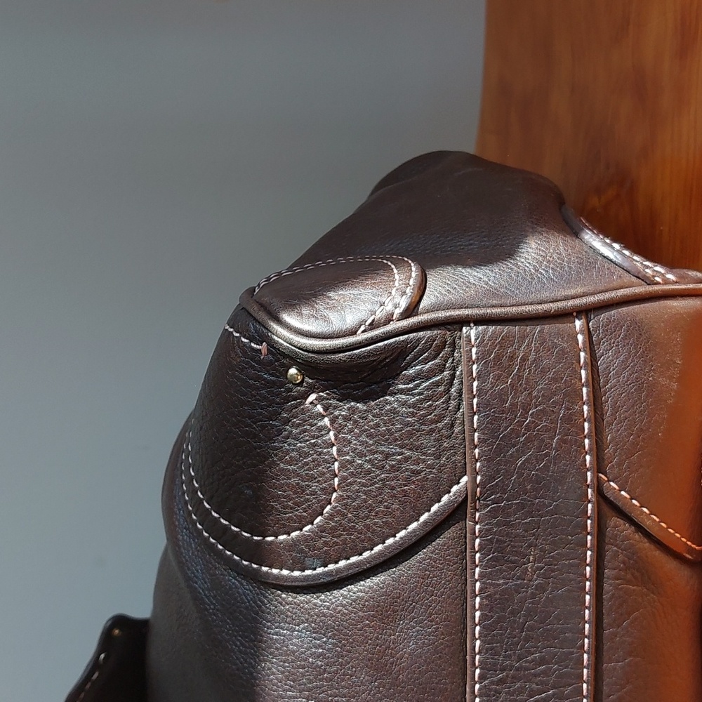Juicy Couture lux leather tote Gen 1 ๐๐๐๐ - Picture 12 of 17